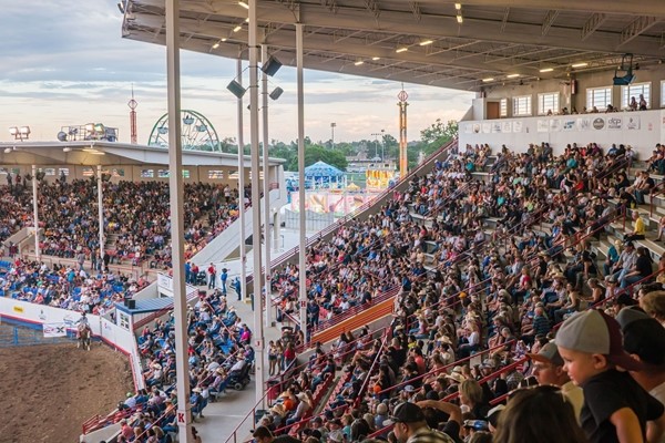 enjoy the greeley stampede with Greeley Party Bus